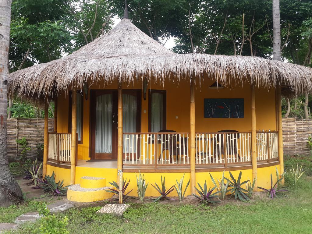 Oasi Bungalows Hotel Gili Air Buitenkant foto