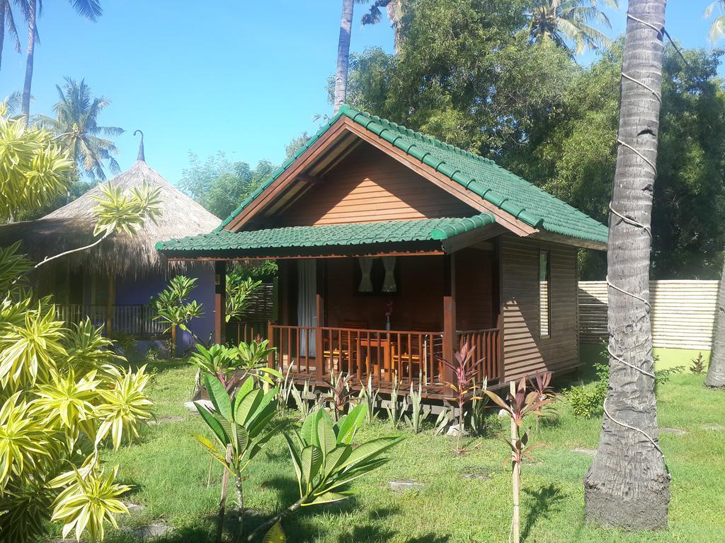 Oasi Bungalows Hotel Gili Air Buitenkant foto