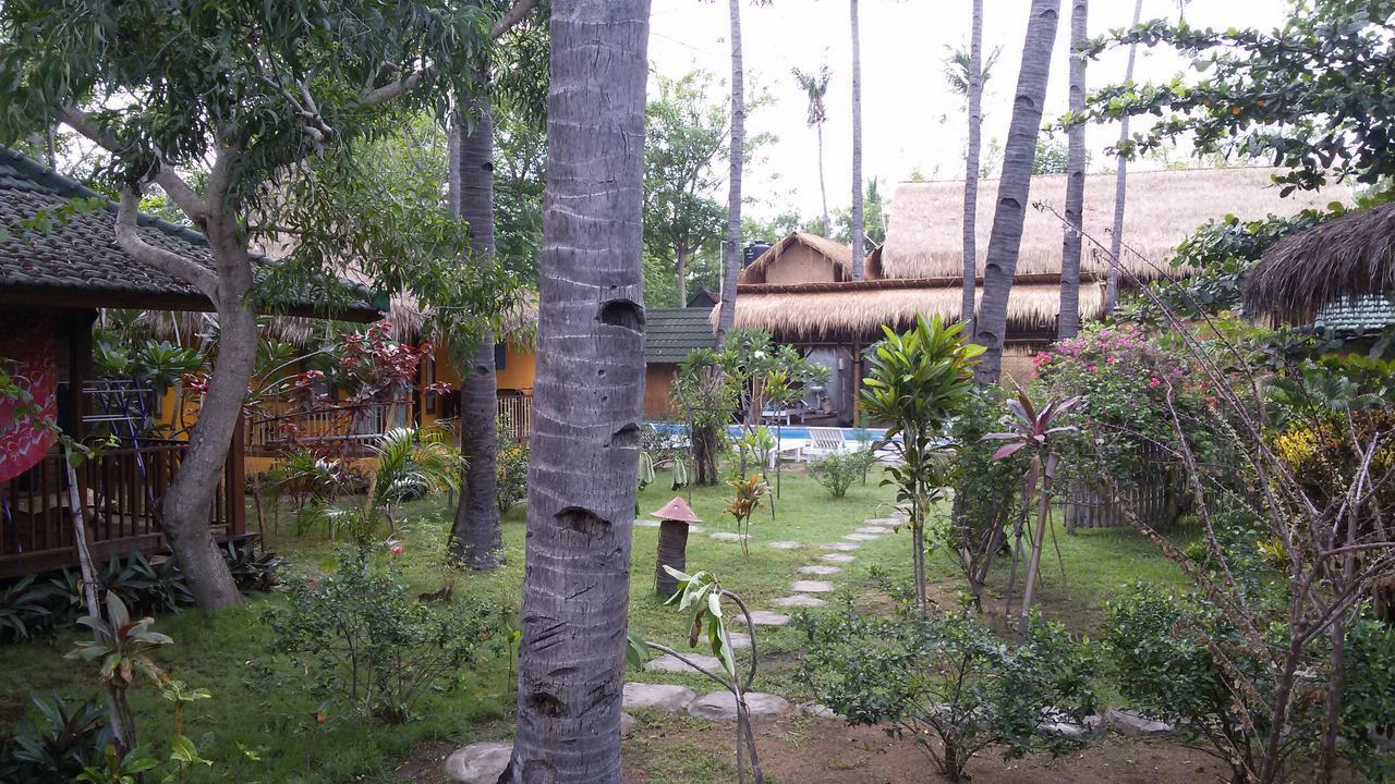Oasi Bungalows Hotel Gili Air Buitenkant foto