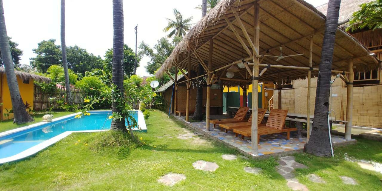 Oasi Bungalows Hotel Gili Air Buitenkant foto