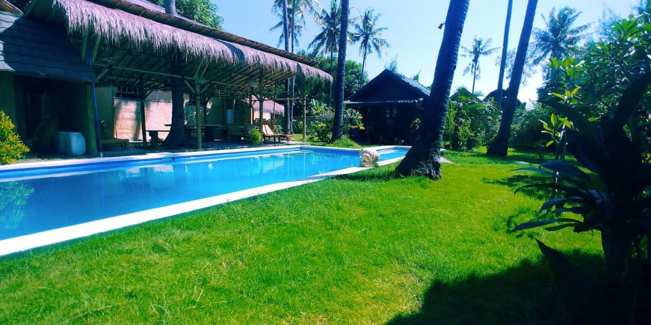 Oasi Bungalows Hotel Gili Air Buitenkant foto